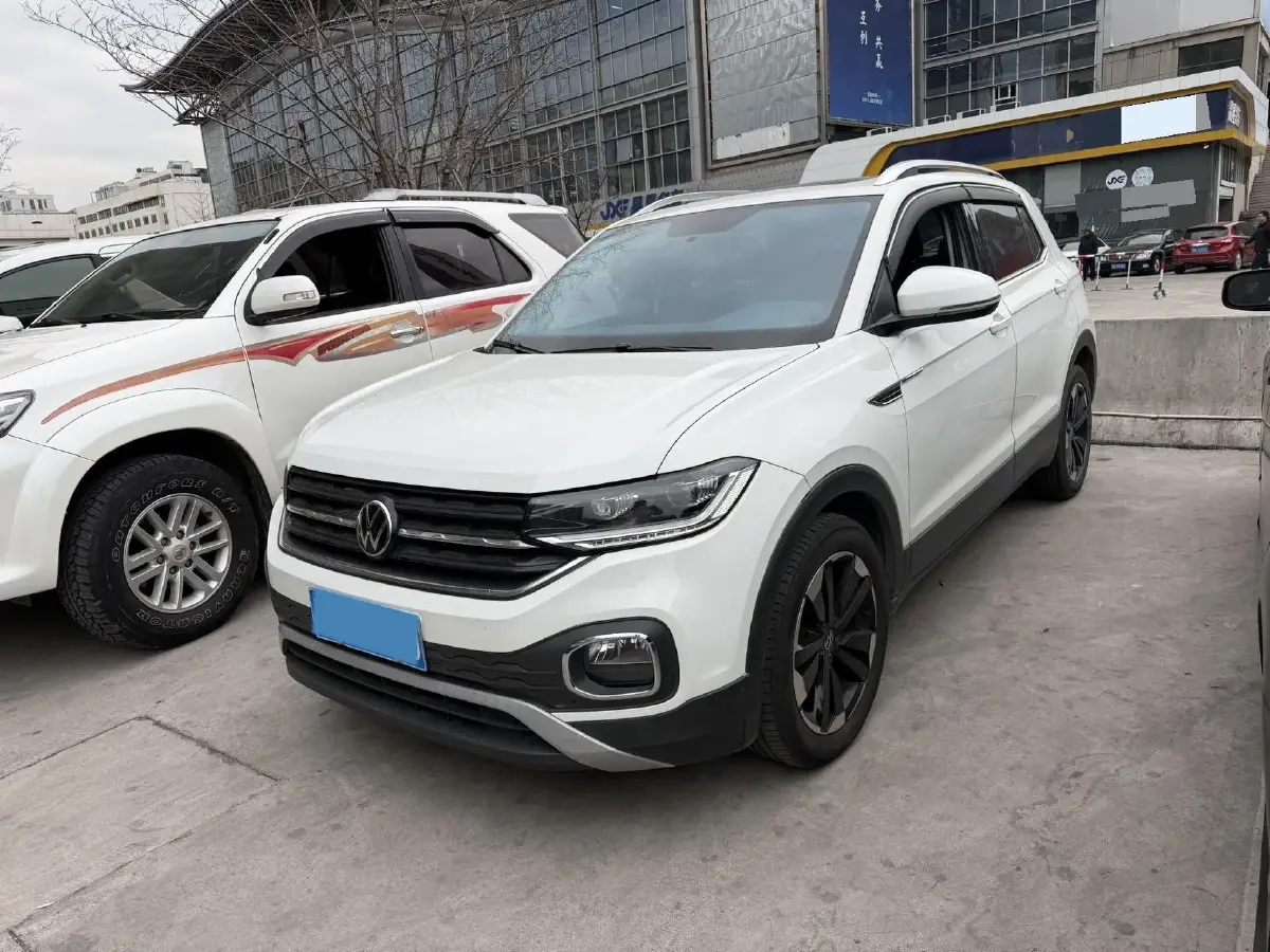 2020 Volkswagen Tacqua 1.5L 113HP L4 6AT