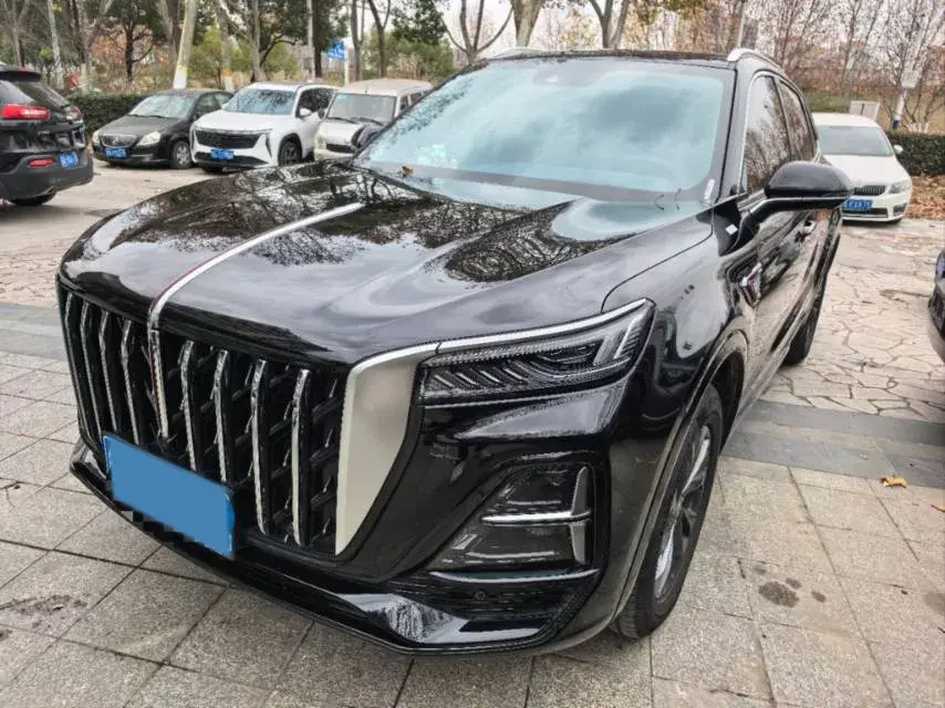 2023 HongQi HS5 2.0T 252HP L4 8AT