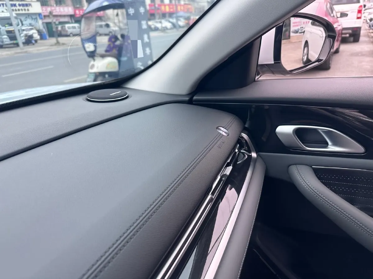 2025 Geely Galaxy A7 1.5L 112HP L4 1DHT PHEV,autocango,china used car exporter,china ev exporter,chinese used car exporter,chinese used ev exporter