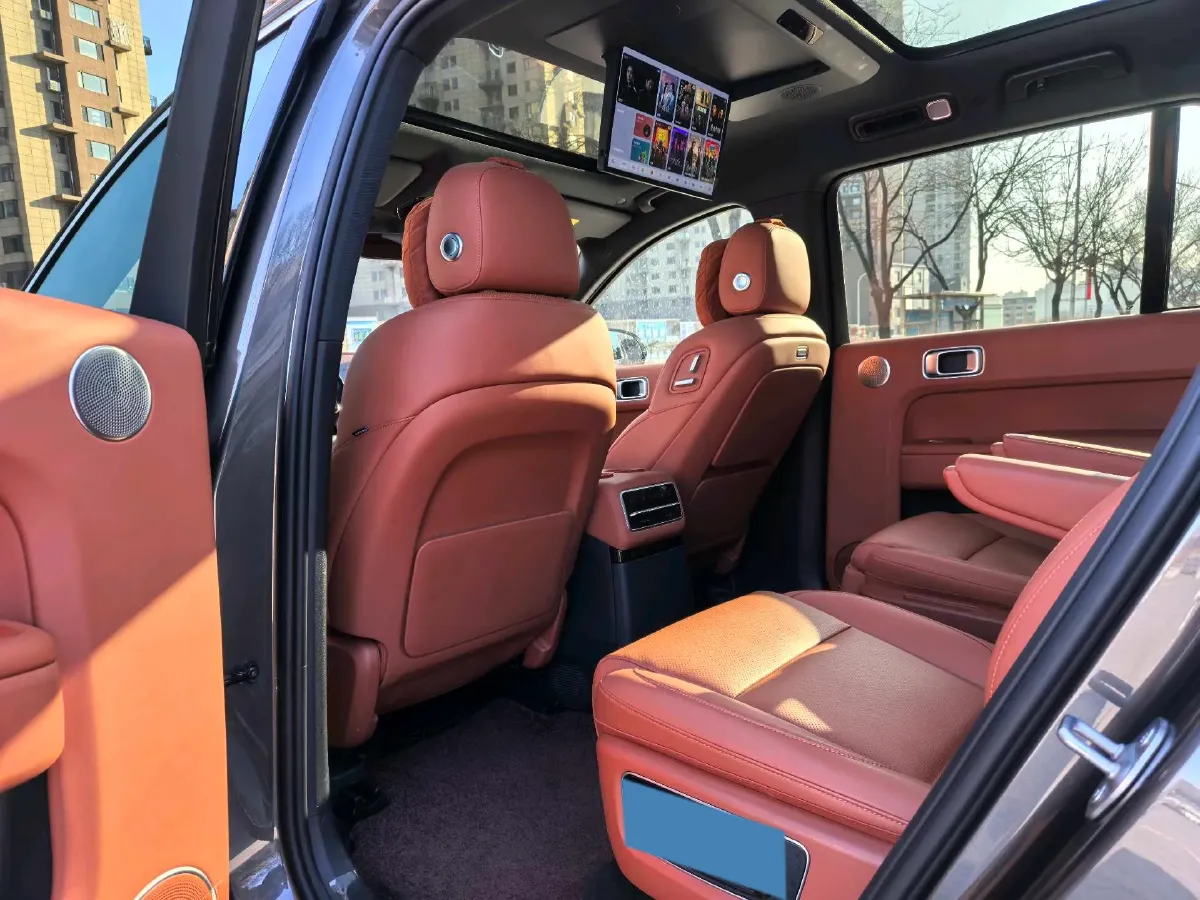 2023 Li L9 Range Extended 154HP REEV 42.6KWH,autocango,china used car exporter,china ev exporter,chinese used car exporter,chinese used ev exporter