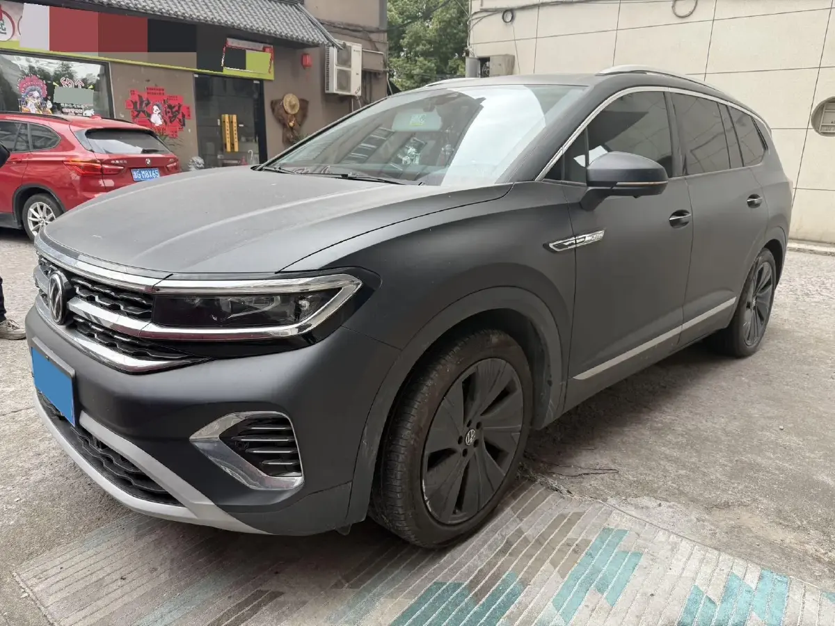 2023 Volkswagen Talagon 2.0T 220HP L4 7DCT