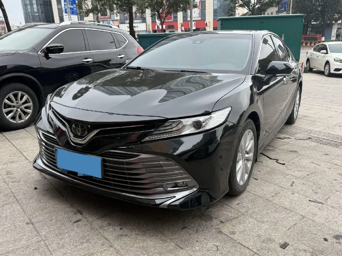 2019 Toyota Camry 2.0L 178HP L4 CVT