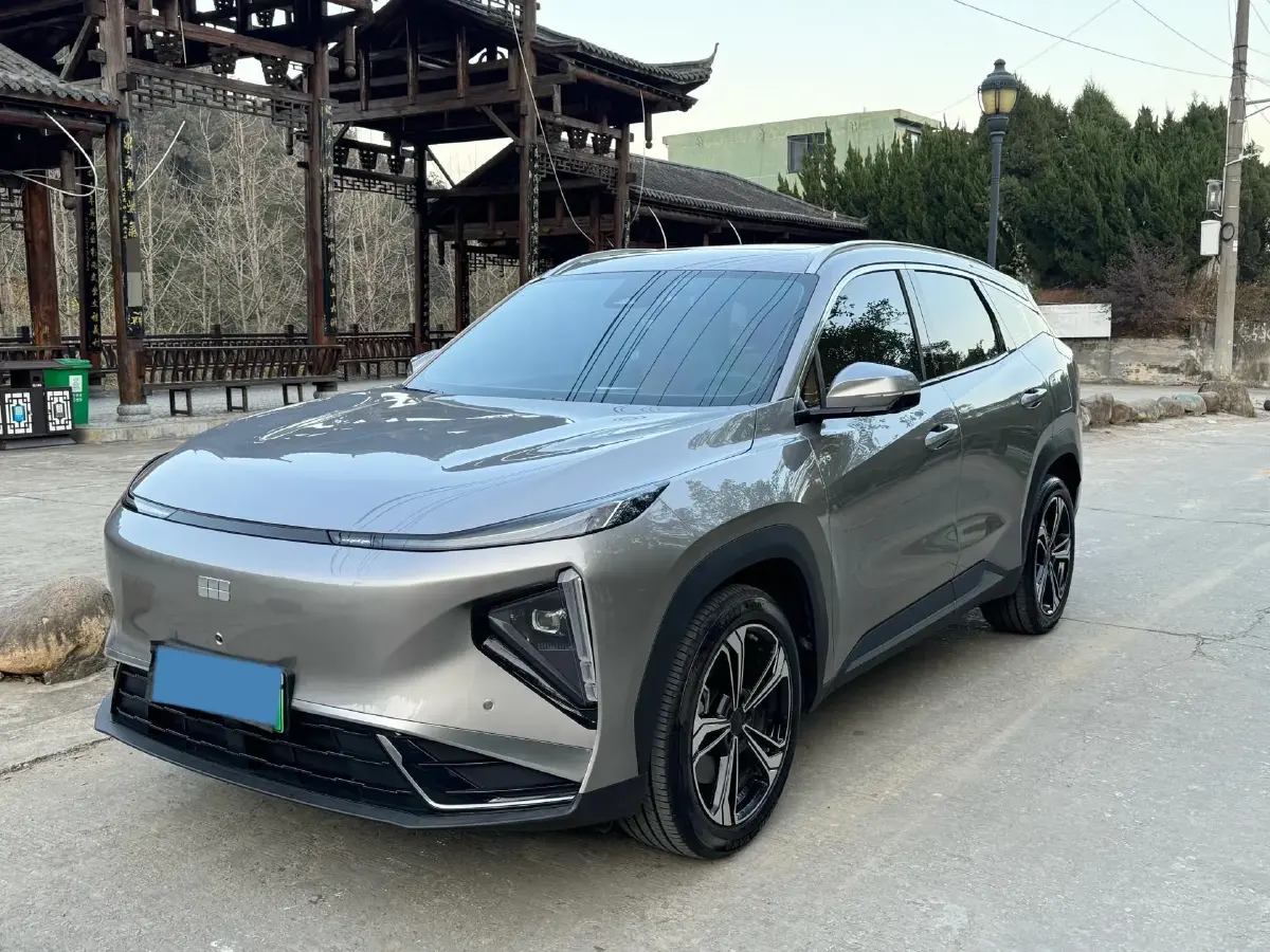 2025 Geely Galaxy L7 1.5L 112HP L4 1DHT PHEV 18.4KWH