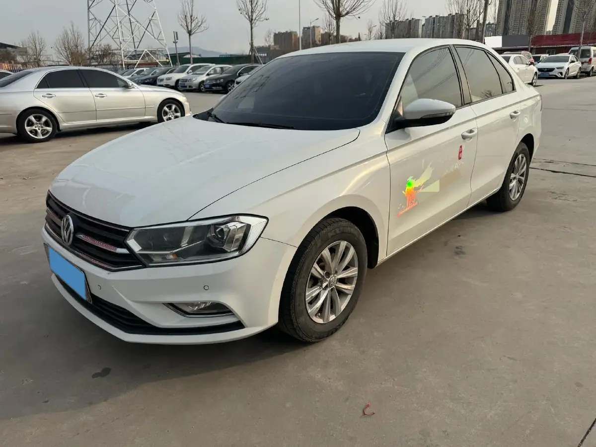 2018 Volkswagen Bora 1.5L 110HP L4 5MT
