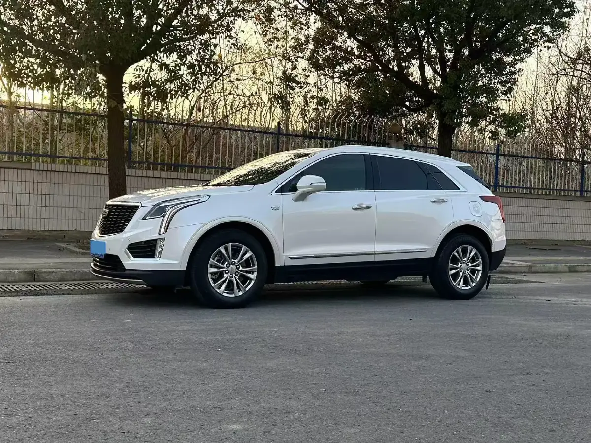 2021 Cadillac XT5 2.0T 237HP L4 9AT