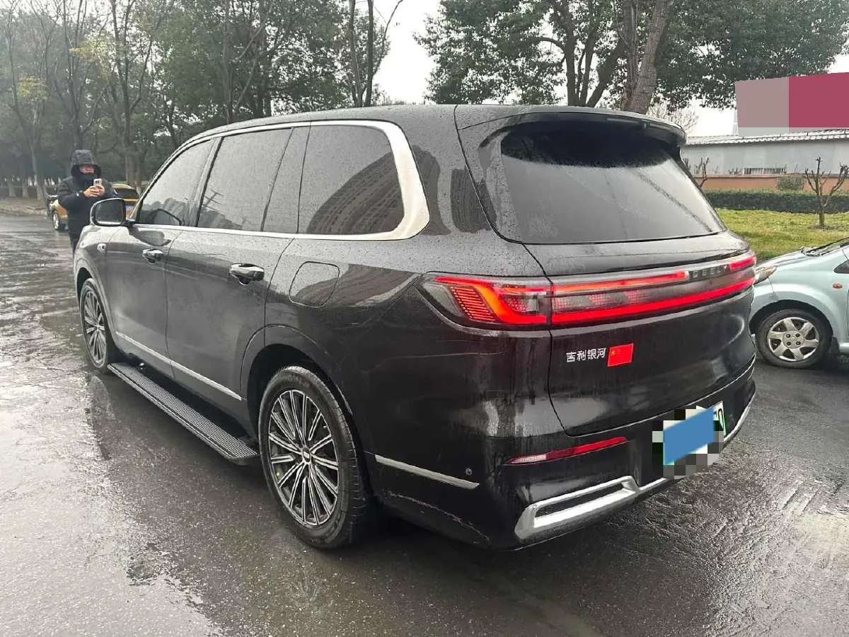 2025 Geely Galaxy M9 1.5T 163HP L4 3DHT PHEV,autocango,china used car exporter,china ev exporter,chinese used car exporter,chinese used ev exporter