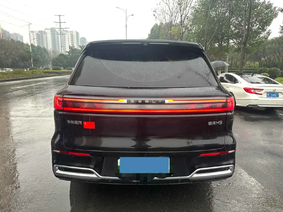 2025 Geely Galaxy M9 1.5T 163HP L4 3DHT PHEV,autocango,china used car exporter,china ev exporter,chinese used car exporter,chinese used ev exporter