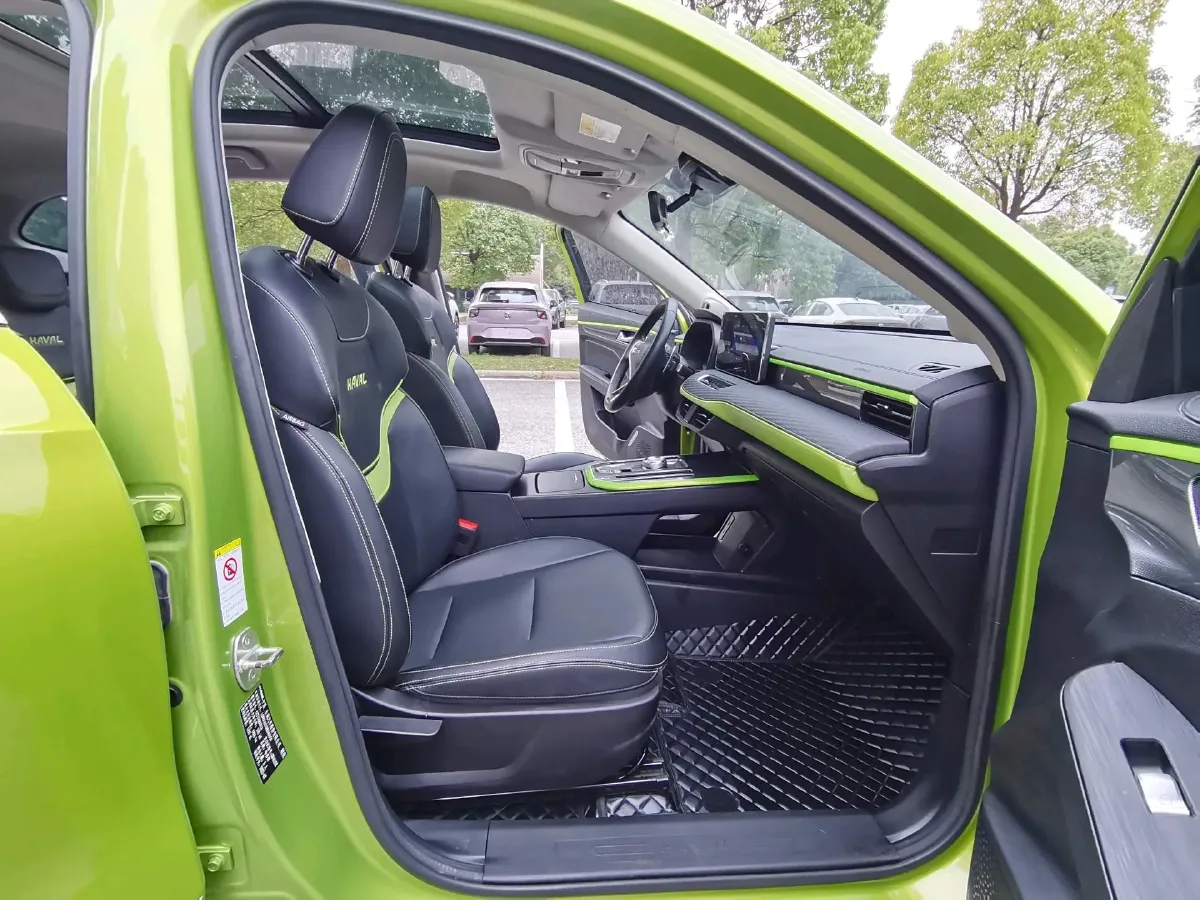 2021 Haval Jolion 1.5T 150HP L4 7DCT,autocango,china used car exporter,china ev exporter,chinese used car exporter,chinese used ev exporter