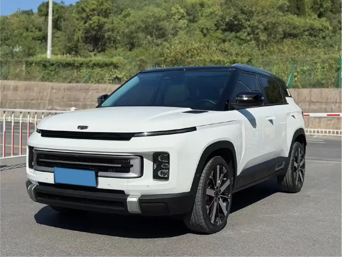 2023 Geely ICON 1.5T 181HP L4 7DCT