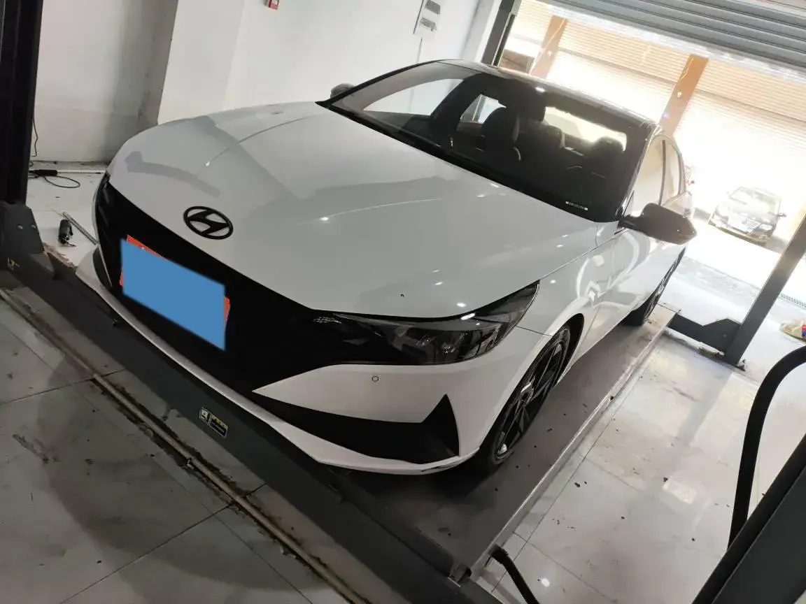 2022 Hyundai Elantra 1.5L 115HP L4 CVT