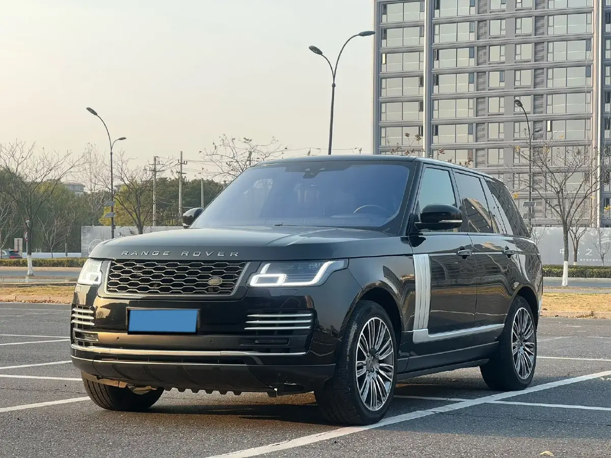 2018 Land Rover Range Rover Evoque 2.0T 241HP L4 9AT