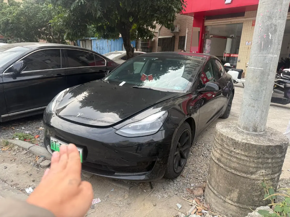 2022 Tesla Model 3 BEV 60KWH