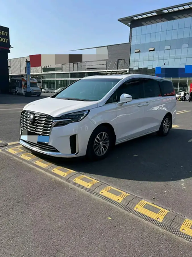 2023 Buick GL8 2.0T 237HP L4 9AT