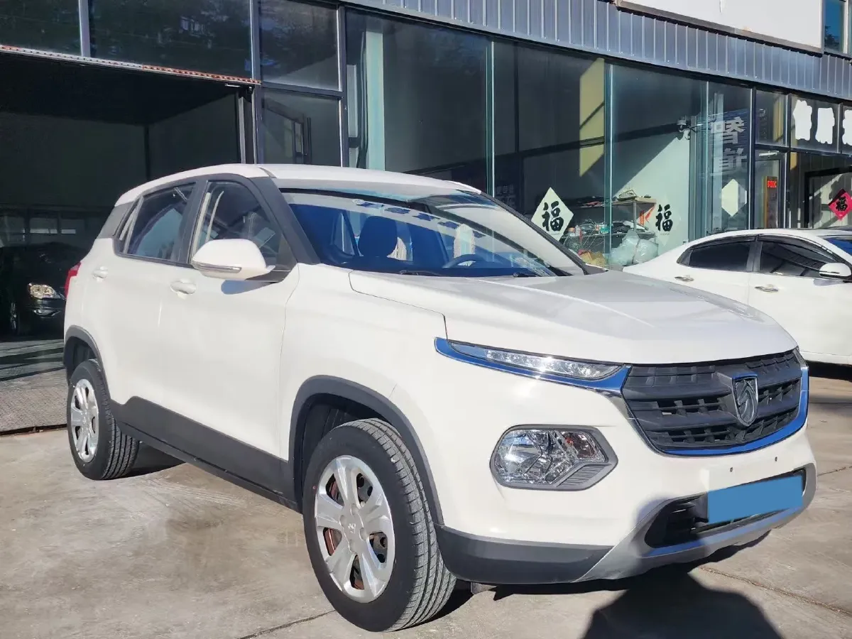 2014 BaoJun 610 1.5L 112HP L4 6AT,autocango,china used car exporter,china ev exporter,chinese used car exporter,chinese used ev exporter