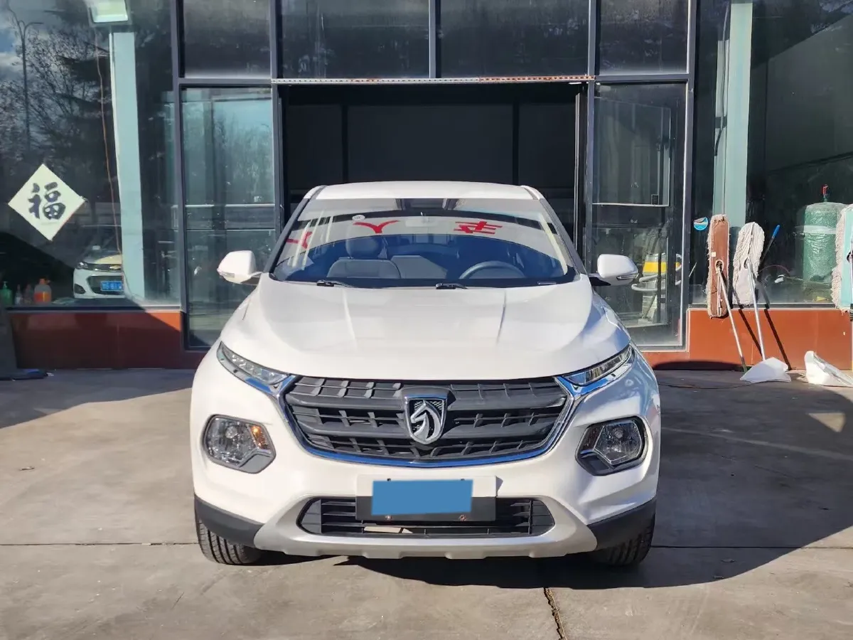2014 BaoJun 610 1.5L 112HP L4 6AT,autocango,china used car exporter,china ev exporter,chinese used car exporter,chinese used ev exporter