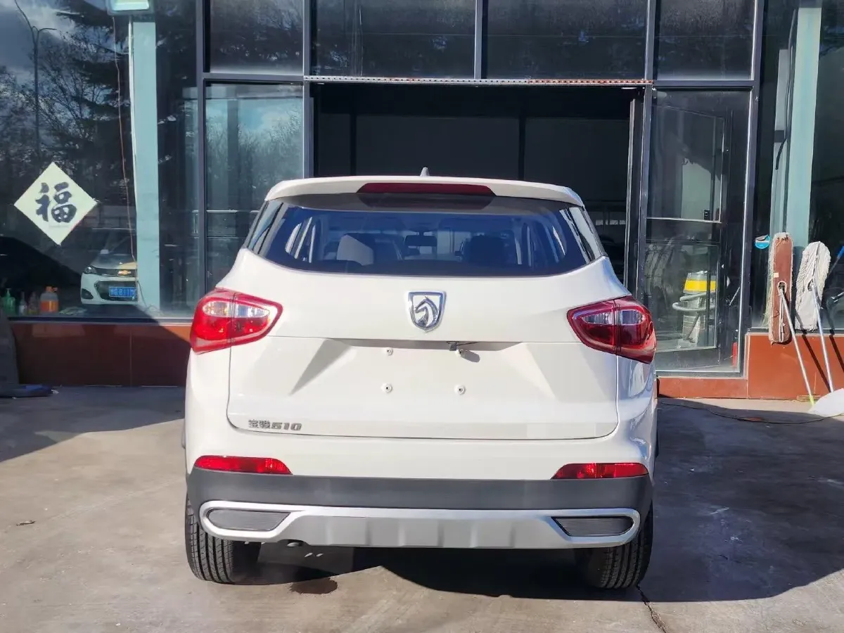 2014 BaoJun 610 1.5L 112HP L4 6AT,autocango,china used car exporter,china ev exporter,chinese used car exporter,chinese used ev exporter