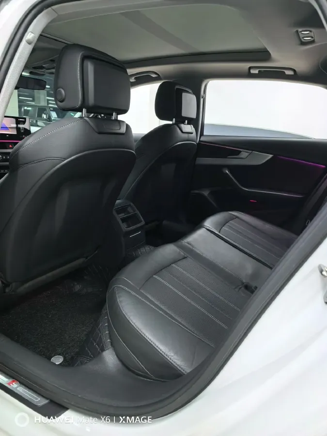 2020 Audi A4L 2.0T 190HP L4 7DCT,autocango,china used car exporter,china ev exporter,chinese used car exporter,chinese used ev exporter