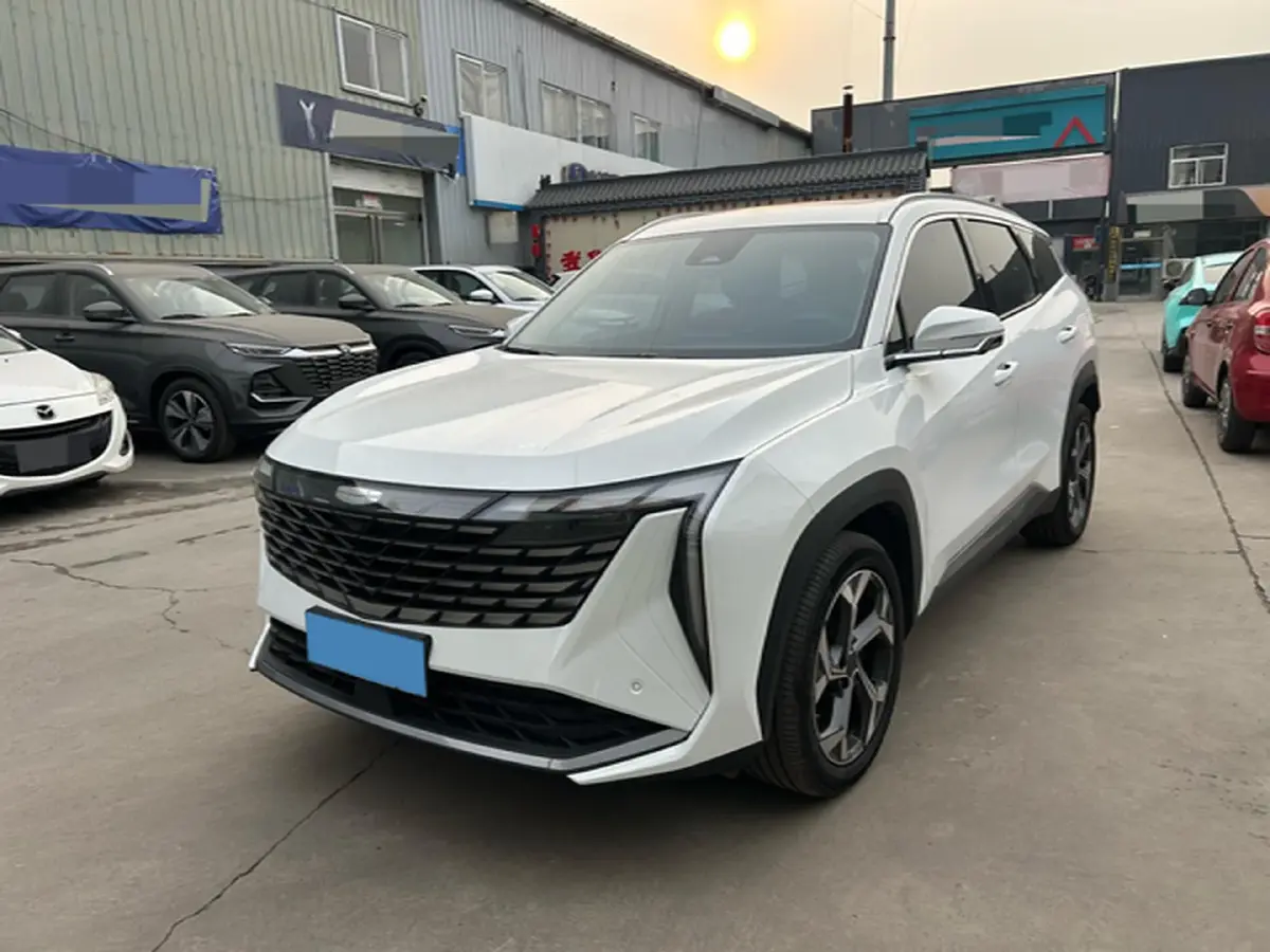 2024 Geely StarRay 1.5T 181HP L4 7DCT