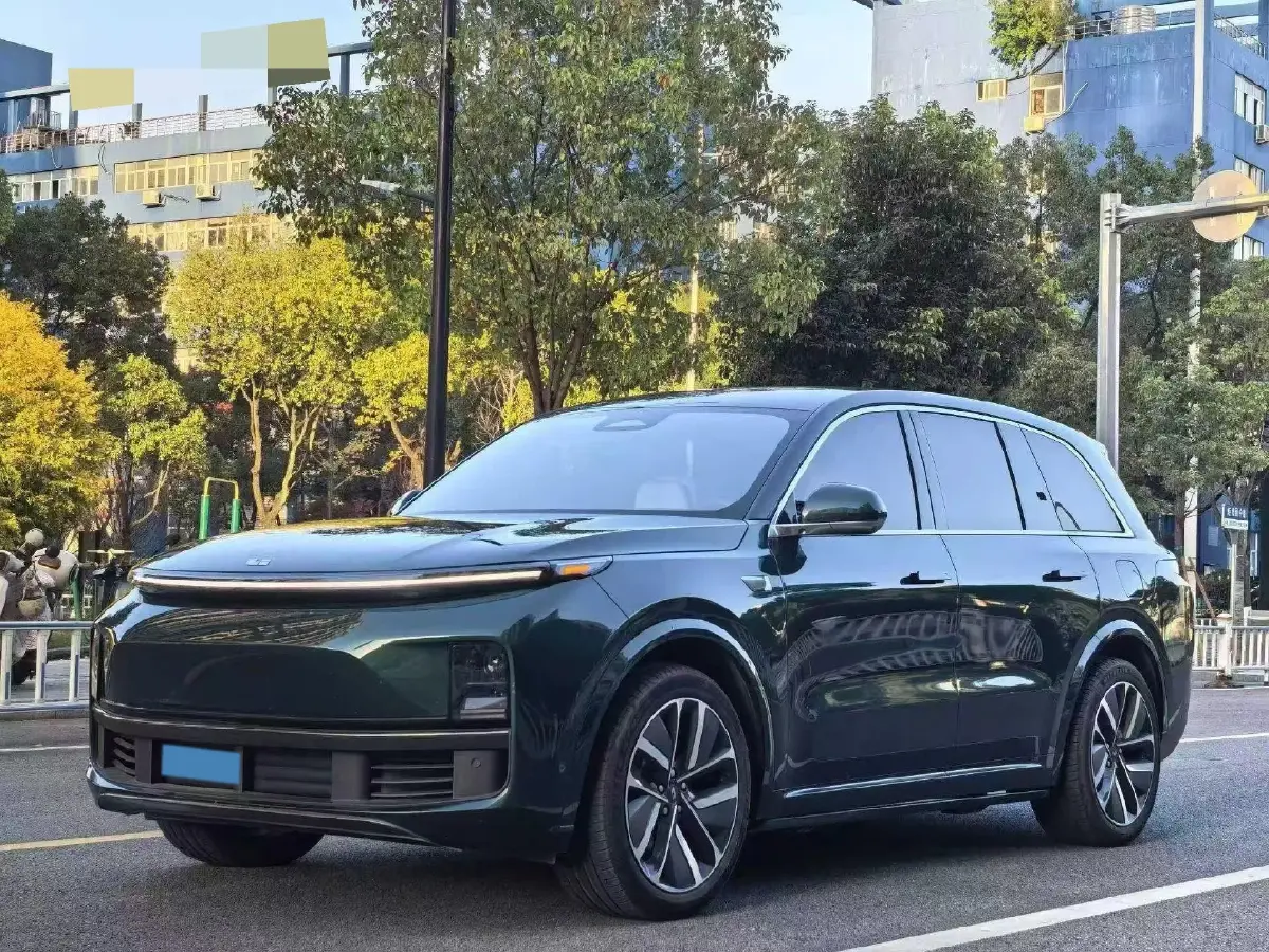 2023 Li L8 Range Extended 154HP REEV 40.9KWH