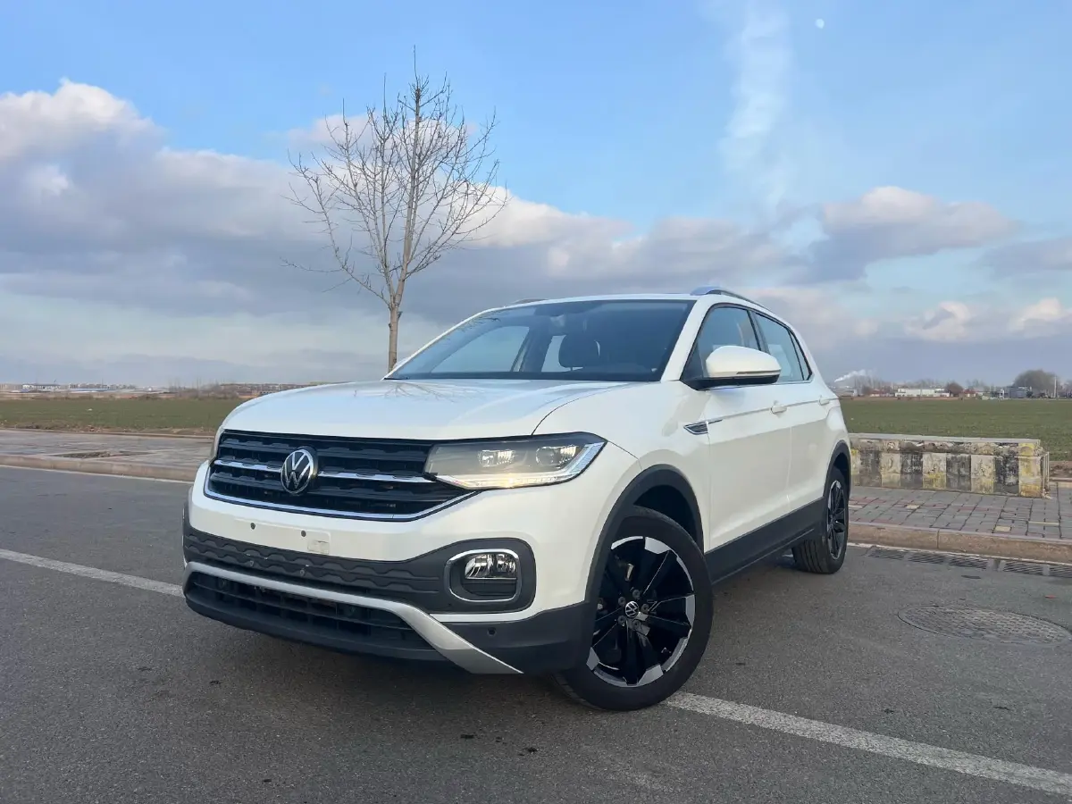 2021 Volkswagen Tacqua 1.5L 113HP L4 6AT