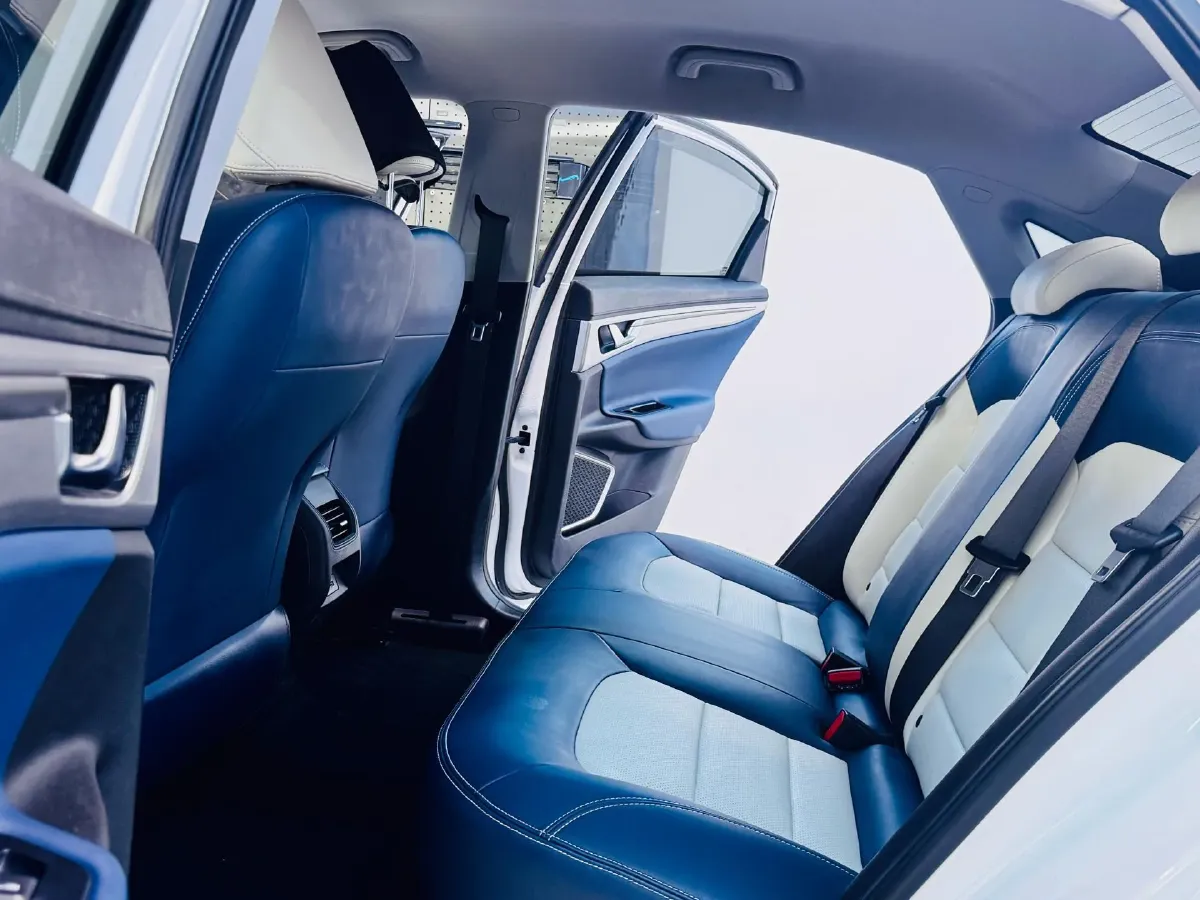 2022 Livan Maple 60s PRO BEV 52.56KWH,autocango,china used car exporter,china ev exporter,chinese used car exporter,chinese used ev exporter