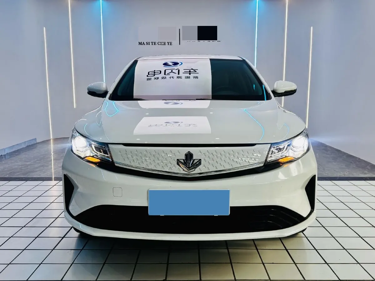 2022 Livan Maple 60s PRO BEV 52.56KWH,autocango,china used car exporter,china ev exporter,chinese used car exporter,chinese used ev exporter