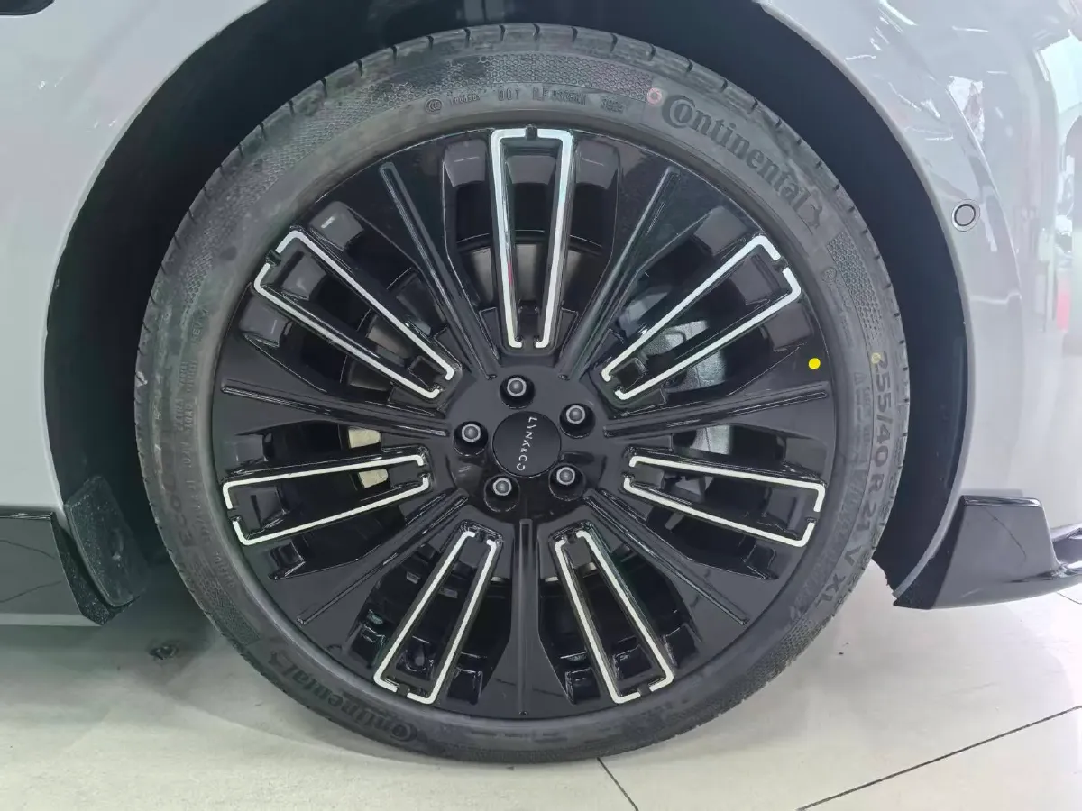 2025 LYNK&CO 10 EM-P 1.5T 163HP L4 3DHT PHEV,autocango,china used car exporter,china ev exporter,chinese used car exporter,chinese used ev exporter