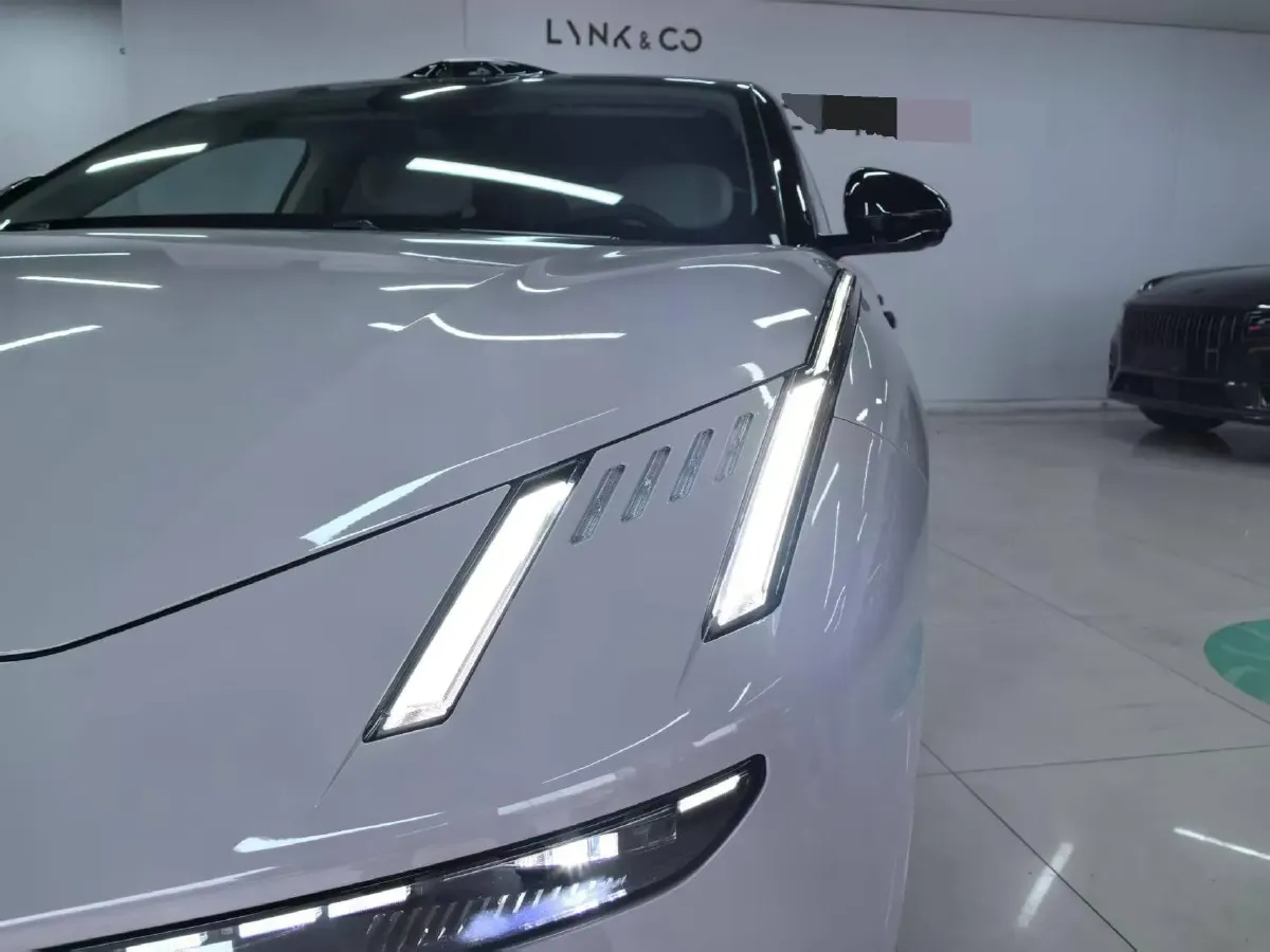 2025 LYNK&CO 10 EM-P 1.5T 163HP L4 3DHT PHEV,autocango,china used car exporter,china ev exporter,chinese used car exporter,chinese used ev exporter