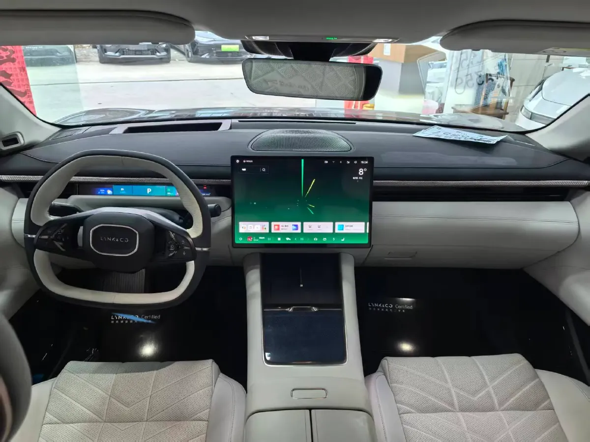 2025 LYNK&CO 10 EM-P 1.5T 163HP L4 3DHT PHEV,autocango,china used car exporter,china ev exporter,chinese used car exporter,chinese used ev exporter