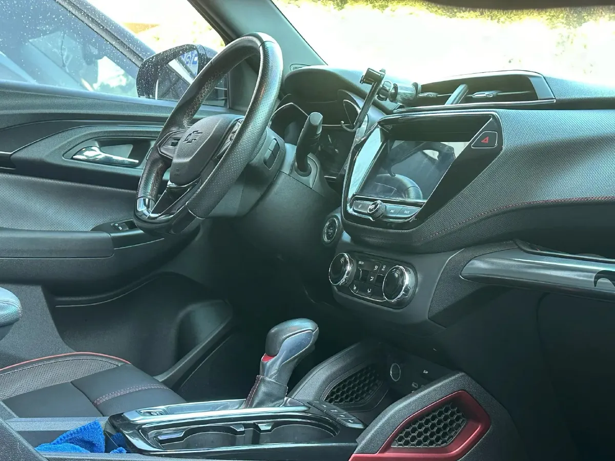 2019 Chevrolet Trailblazer 1.3T 165HP L3 9AT,autocango,china used car exporter,china ev exporter,chinese used car exporter,chinese used ev exporter