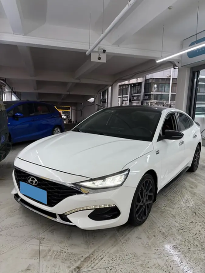 2021 Hyundai La Festa 1.6T 204HP L4 7DCT
