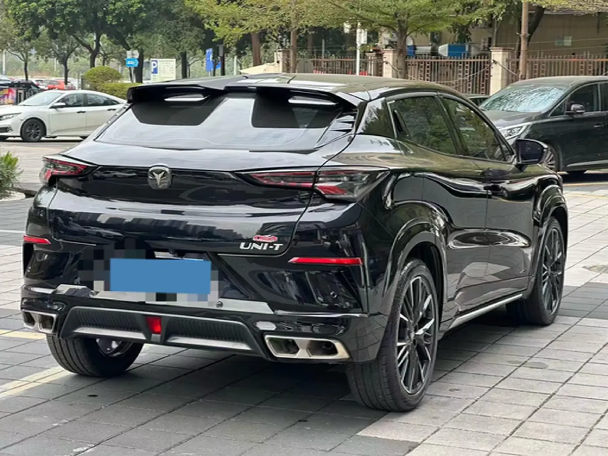 2023 ChangAn UNI-T 1.5T 188HP L4 7DCT,autocango,china used car exporter,china ev exporter,chinese used car exporter,chinese used ev exporter