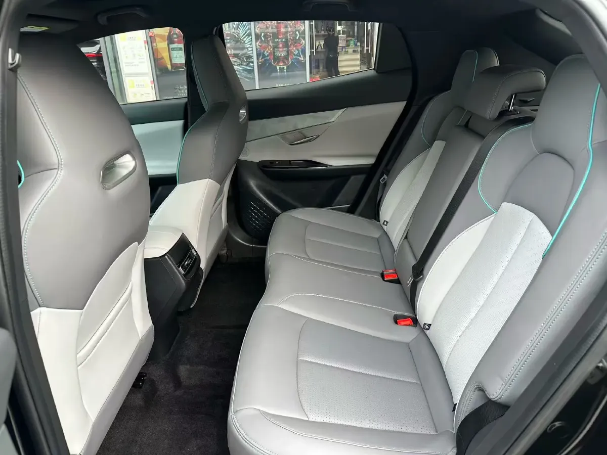 2023 ChangAn UNI-T 1.5T 188HP L4 7DCT,autocango,china used car exporter,china ev exporter,chinese used car exporter,chinese used ev exporter