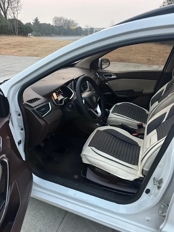 2019 Golden Dragon New Era Sea Lion 2.0L 102HP L4 5MT,autocango,china used car exporter,china ev exporter,chinese used car exporter,chinese used ev exporter