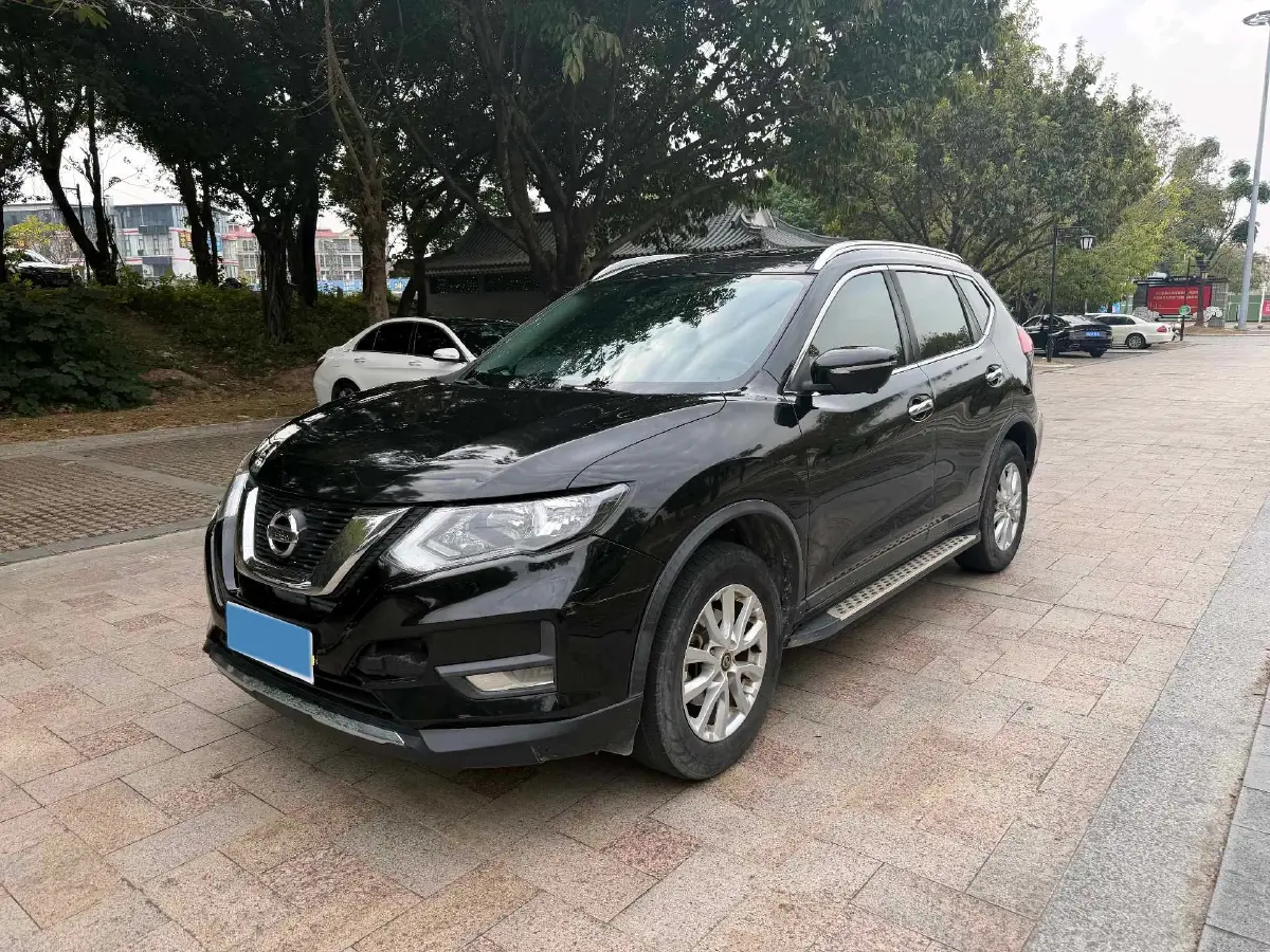 2020 Nissan X-Trail 2.0L 154HP L4 CVT