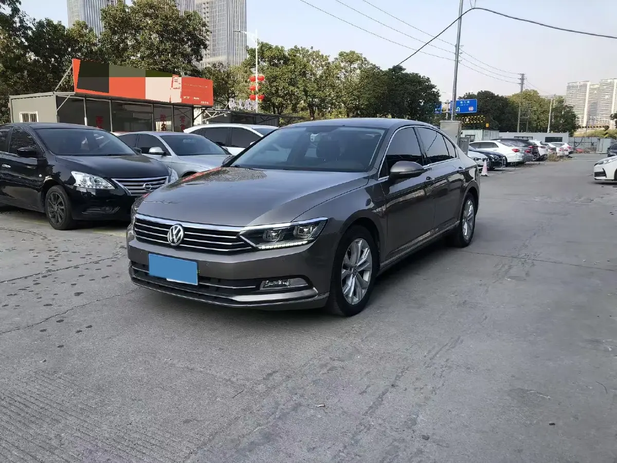 2017 Volkswagen Magotan 1.8T 180HP L4 7DCT