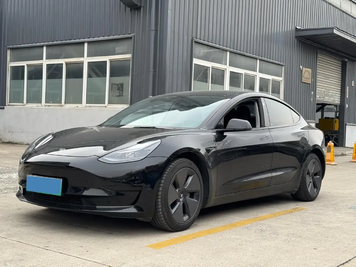 2022 Tesla Model 3 BEV 60KWH