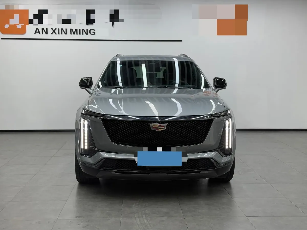 2025 Cadillac XT5 2.0T 237HP L4 9AT,autocango,china used car exporter,china ev exporter,chinese used car exporter,chinese used ev exporter