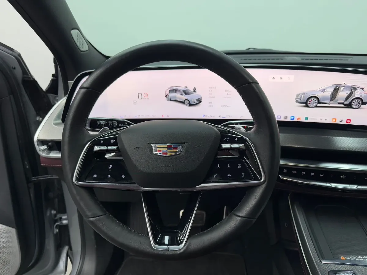 2025 Cadillac XT5 2.0T 237HP L4 9AT,autocango,china used car exporter,china ev exporter,chinese used car exporter,chinese used ev exporter