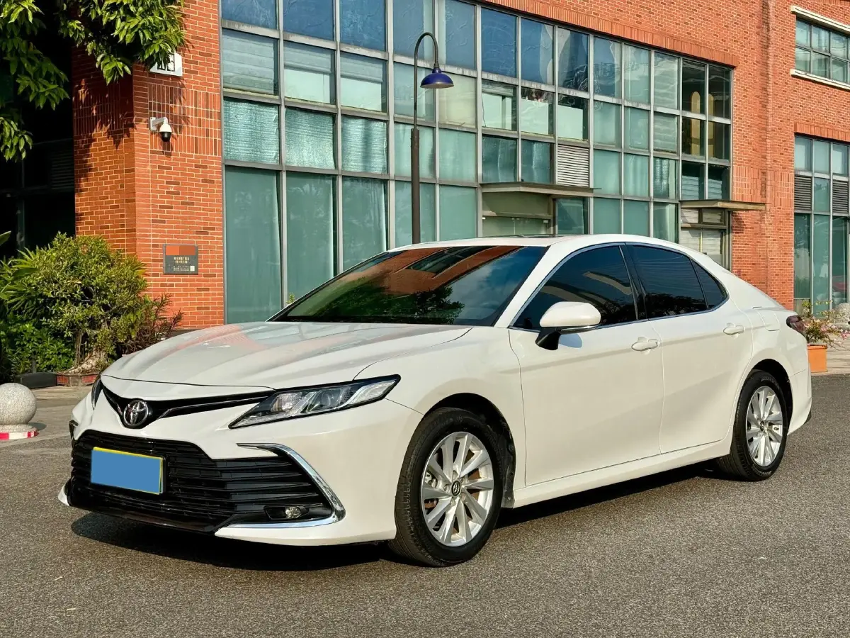 2022 Toyota Camry 2.0L 178HP L4 CVT
