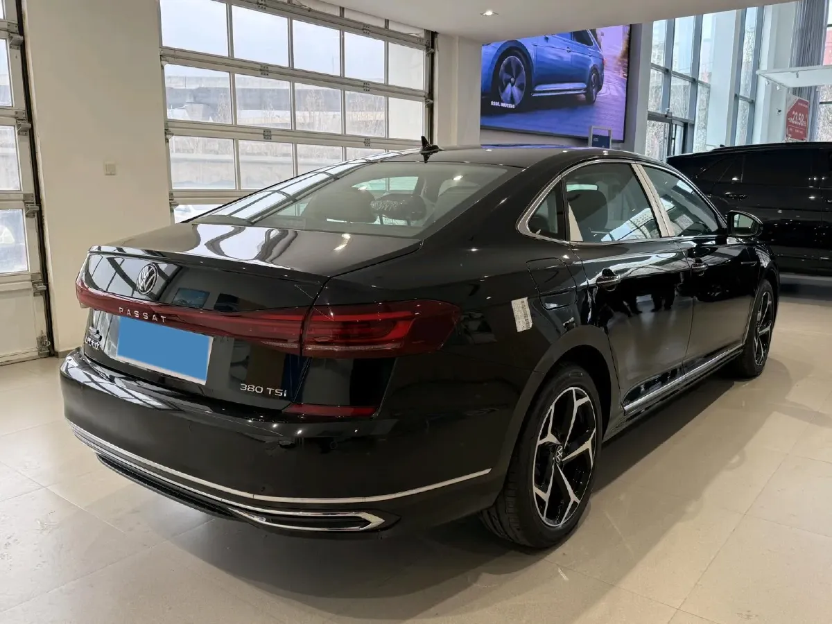 2025 Volkswagen Passat 2.0T 220HP L4 7DCT,autocango,china used car exporter,china ev exporter,chinese used car exporter,chinese used ev exporter