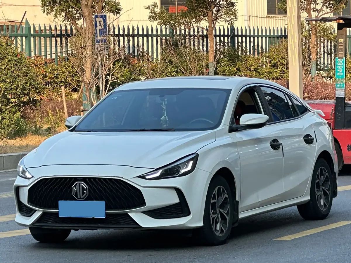 2021 MG 5 1.5L 120HP L4 CVT