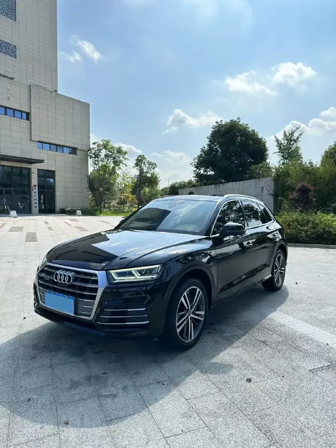 2020 Audi Q5L 2.0T 190HP L4 7DCT