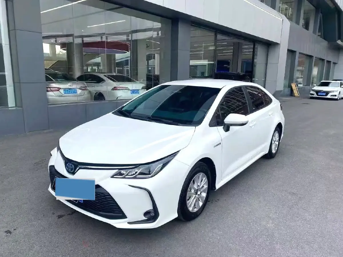 2023 Toyota Corolla 1.8L 98HP L4 E-CVT Hybrid