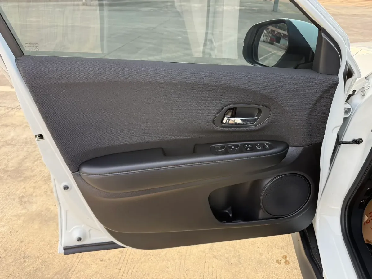 2020 Honda Vezel 1.5L 131HP L4 CVT,autocango,china used car exporter,china ev exporter,chinese used car exporter,chinese used ev exporter