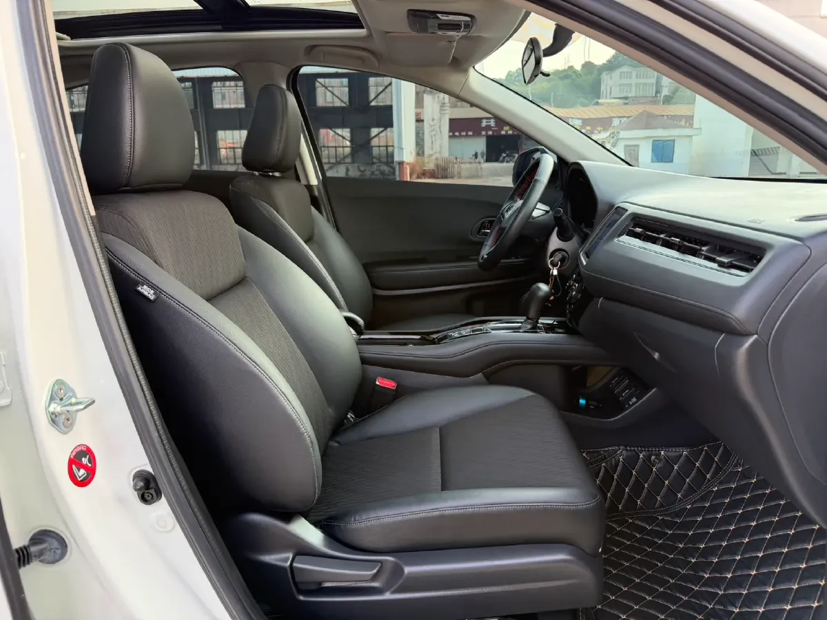 2020 Honda Vezel 1.5L 131HP L4 CVT,autocango,china used car exporter,china ev exporter,chinese used car exporter,chinese used ev exporter