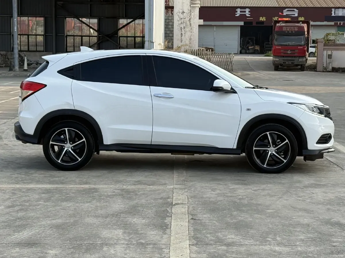 2020 Honda Vezel 1.5L 131HP L4 CVT,autocango,china used car exporter,china ev exporter,chinese used car exporter,chinese used ev exporter