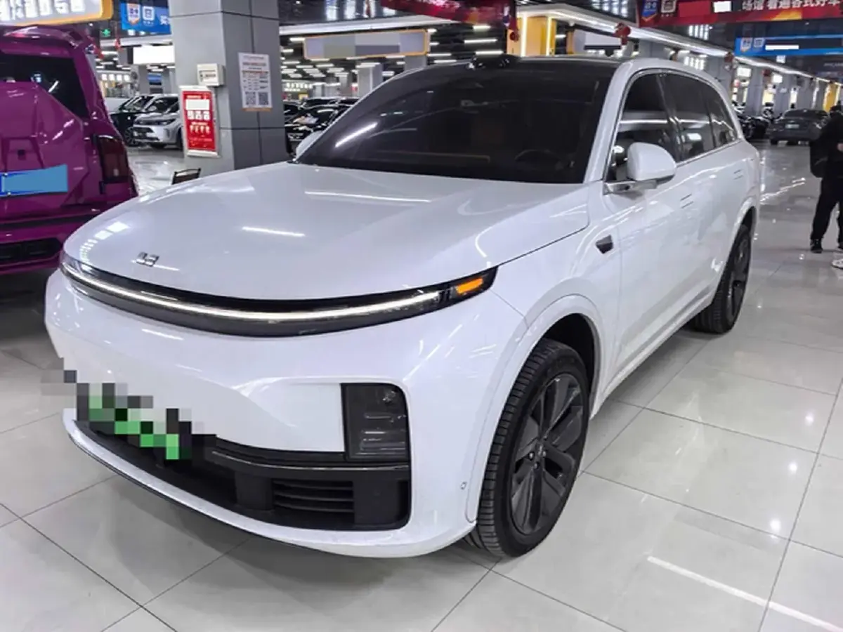 2024 Li L8 Range Extended 154HP REEV 42.8KWH