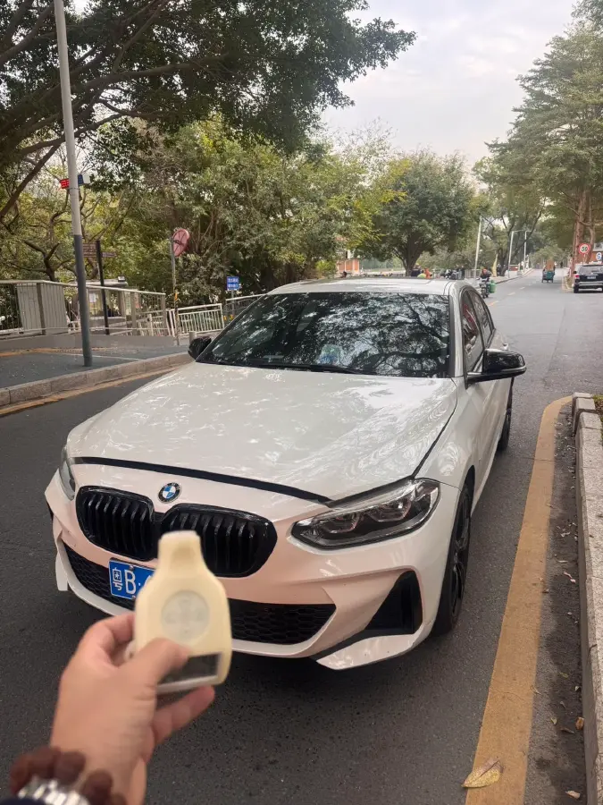 2022 BMW 1 Series 2.0T 192HP L4 7DCT