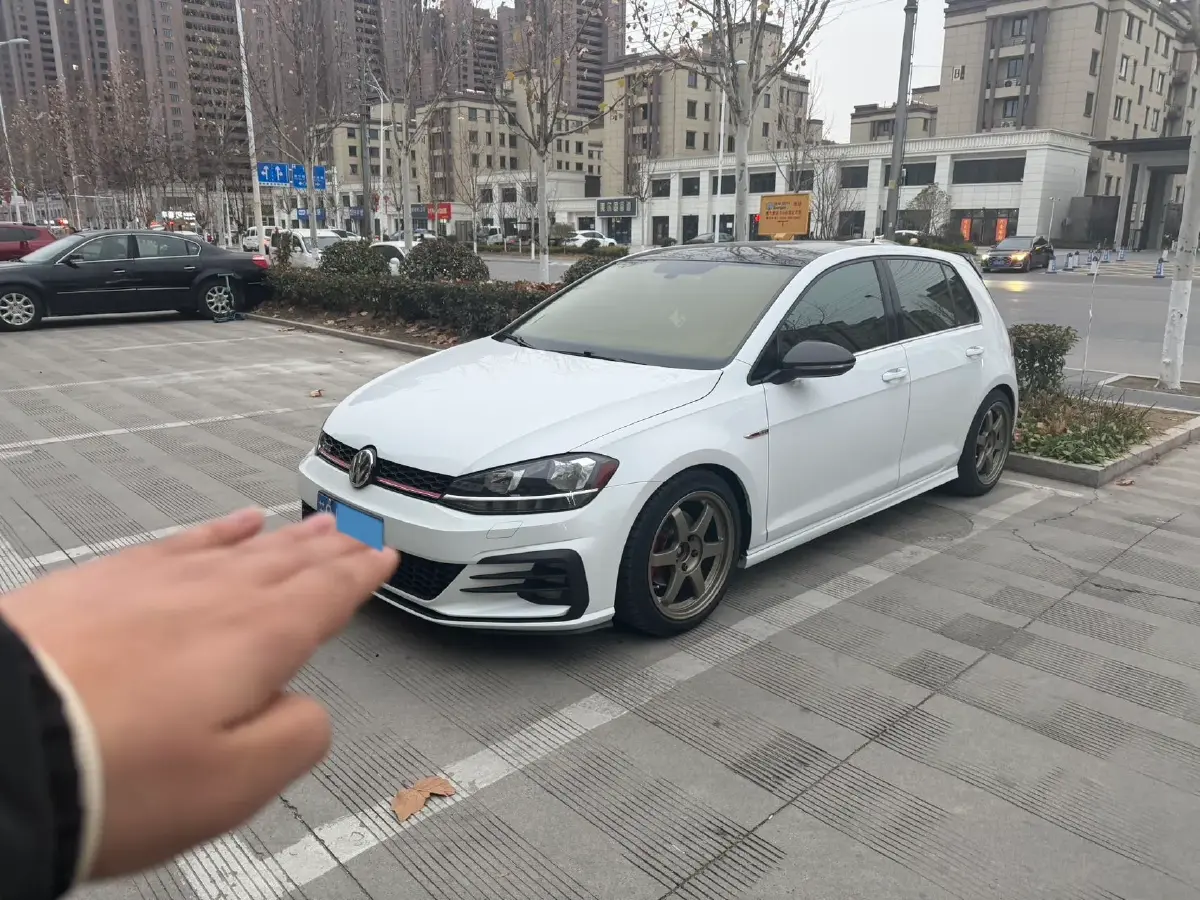 2019 Brilliance Auto V7 1.8T 231HP L4 7DCT